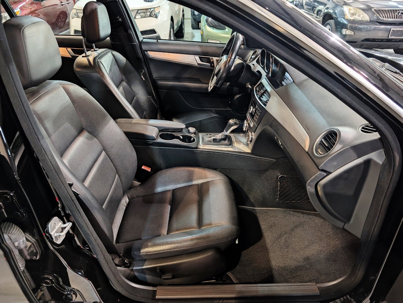 Used 2013 Mercedes-Benz C 300 4MATIC Sedan image 30