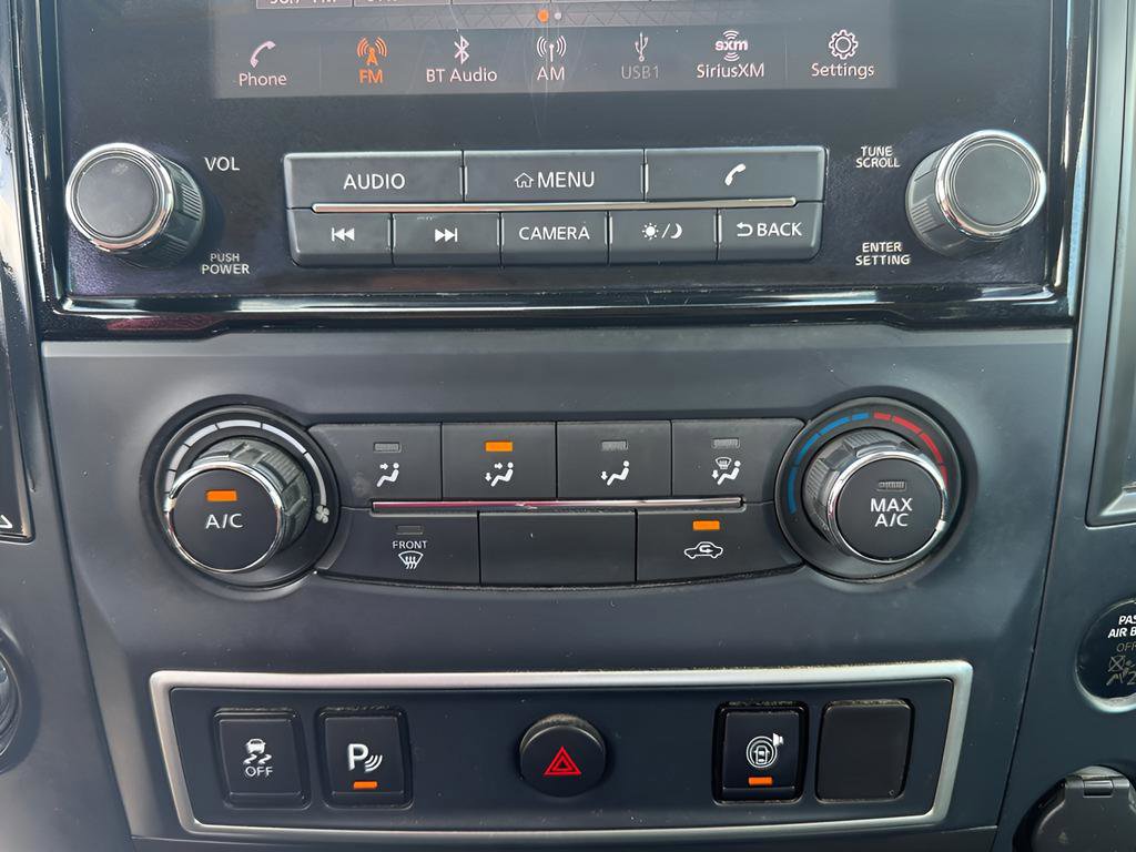 Used 2022 Nissan Titan S image 31