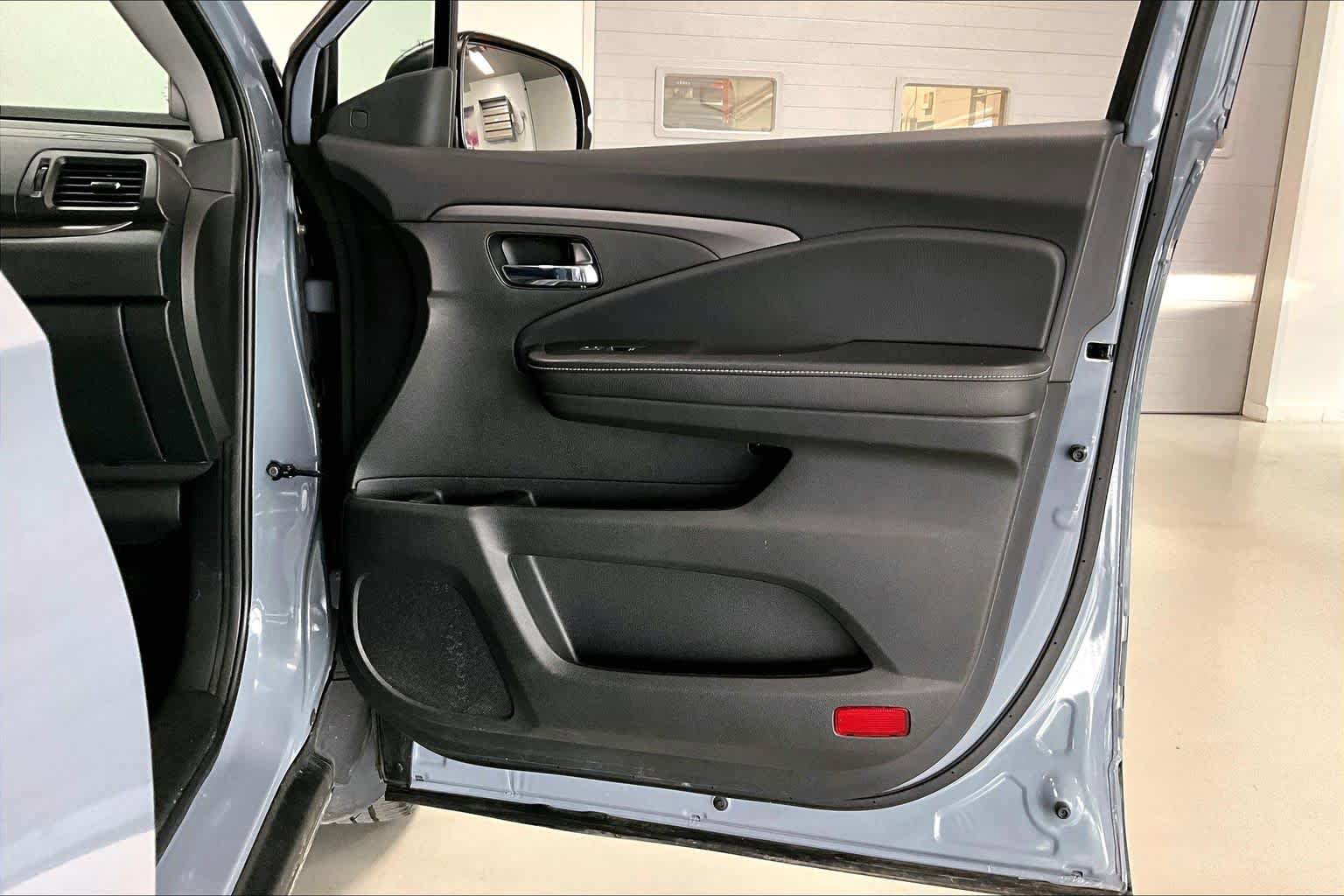 Used 2023 Honda Ridgeline RTL image 25