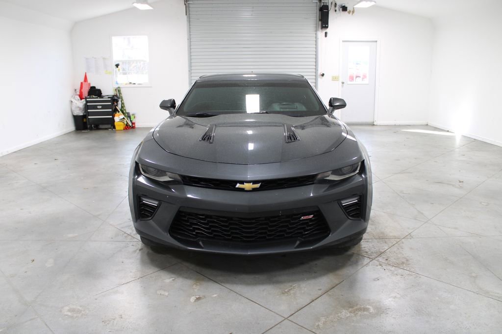 Used 2016 Chevrolet Camaro SS image 3