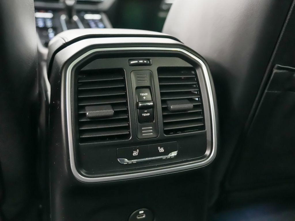Certified 2023 Porsche Macan GTS AWD/4WD image 20