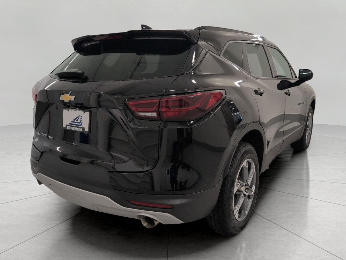 Certified 2023 Chevrolet Blazer LT w/ Convenience Package AWD/4WD image 20