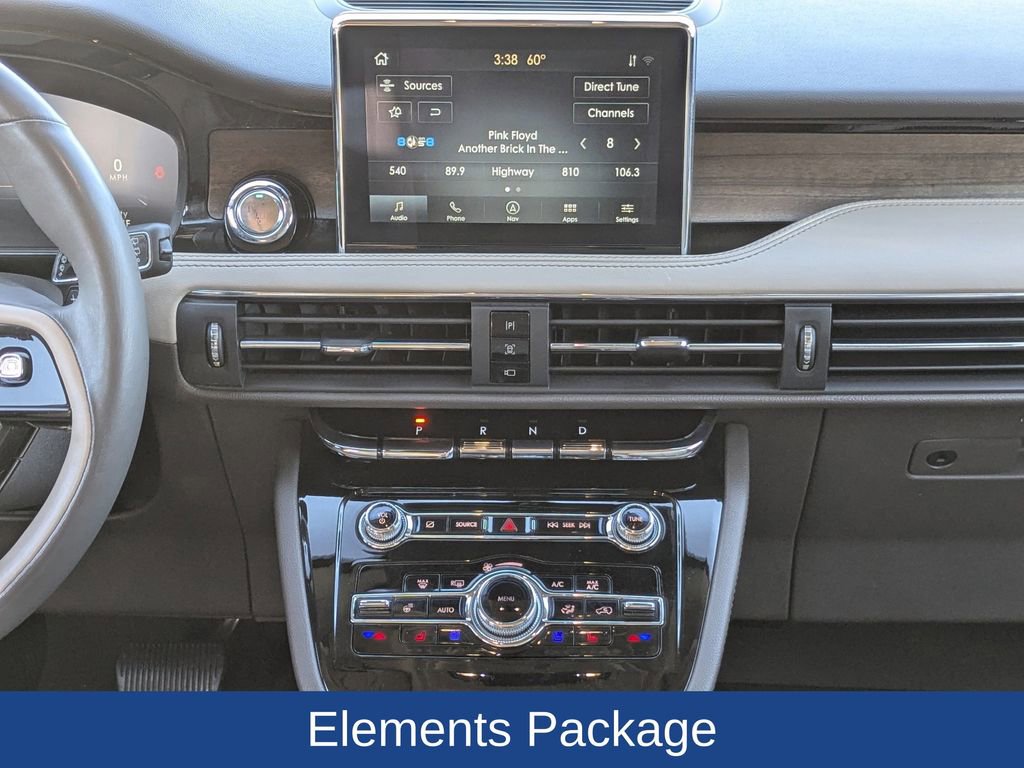 Used 2022 Lincoln Corsair Reserve w/ Elements Package image 18