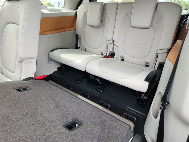 New 2025 Volkswagen ID. Buzz 1st Edition image 13