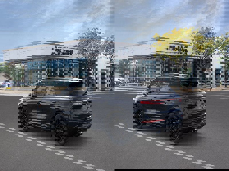 New 2026 Lincoln Corsair Grand Touring image 4