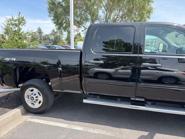 Used 2012 Chevrolet Silverado 2500 LT w/ Interior Plus Package AWD/4WD image 5