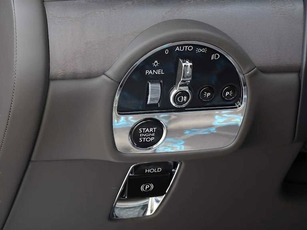 New 2025 Rolls-Royce Ghost Black Badge image 12