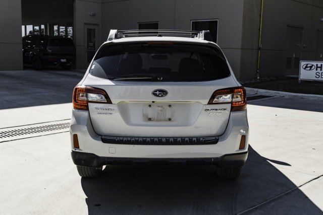 Used 2015 Subaru Outback 2.5i Limited image 5