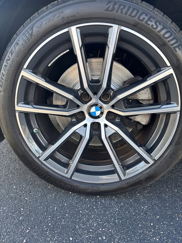 Used 2021 BMW 330i xDrive Sedan w/ Convenience Package image 17