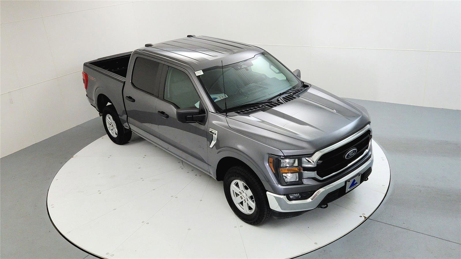 Used 2023 Ford F150 XLT image 14