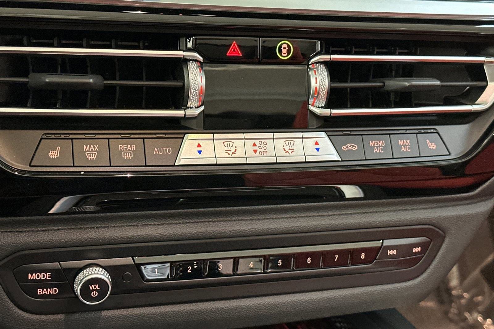 Used 2024 BMW Z4 M40i w/ Shadowloine Package image 24