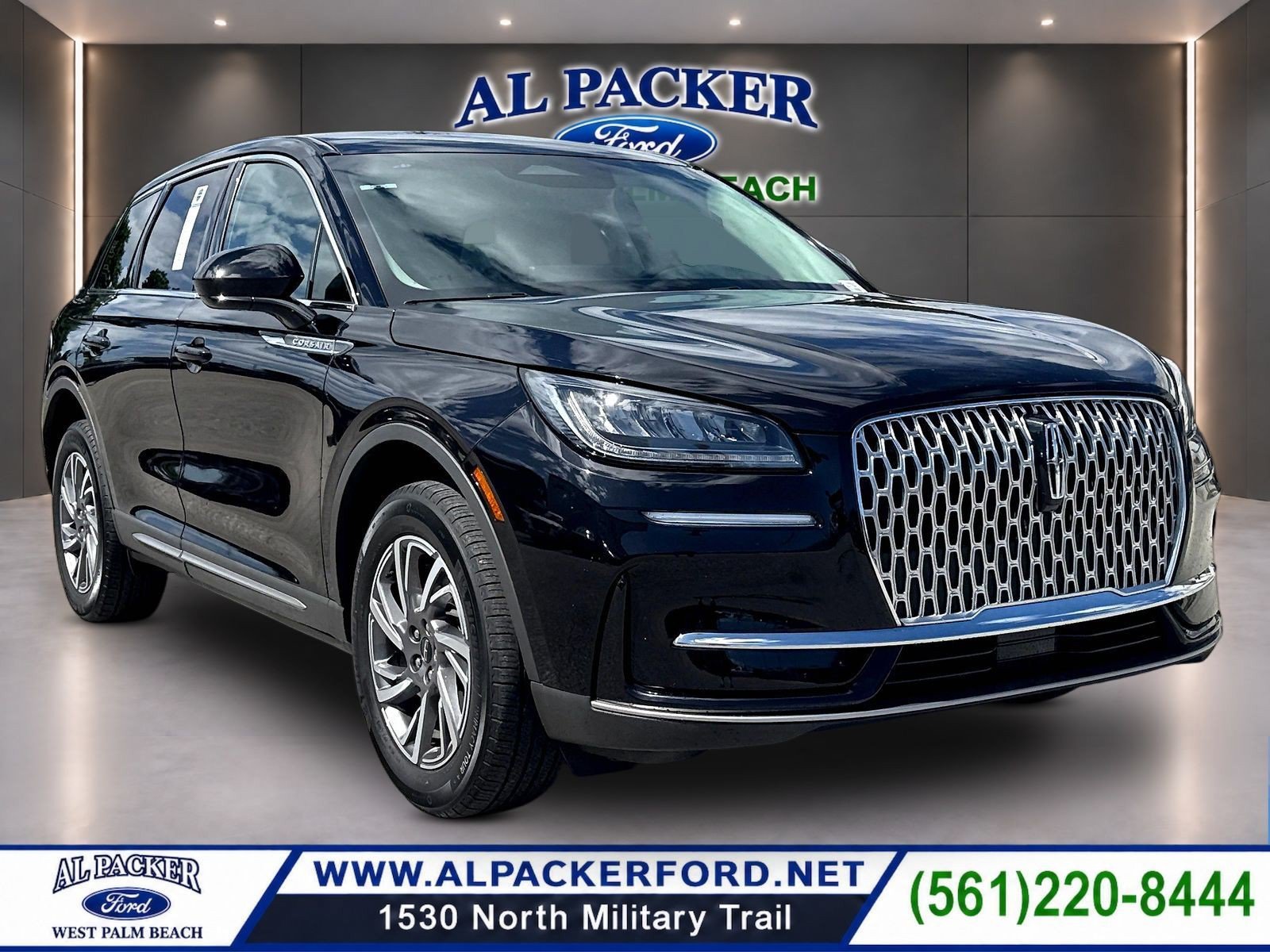 Certified 2023 Lincoln Corsair FWD image 3