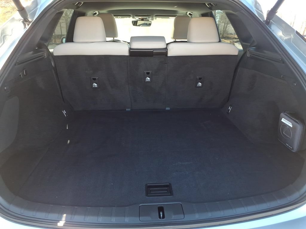 Used 2023 Lexus RX 350 Premium w/ Accessory Package AWD/4WD image 10