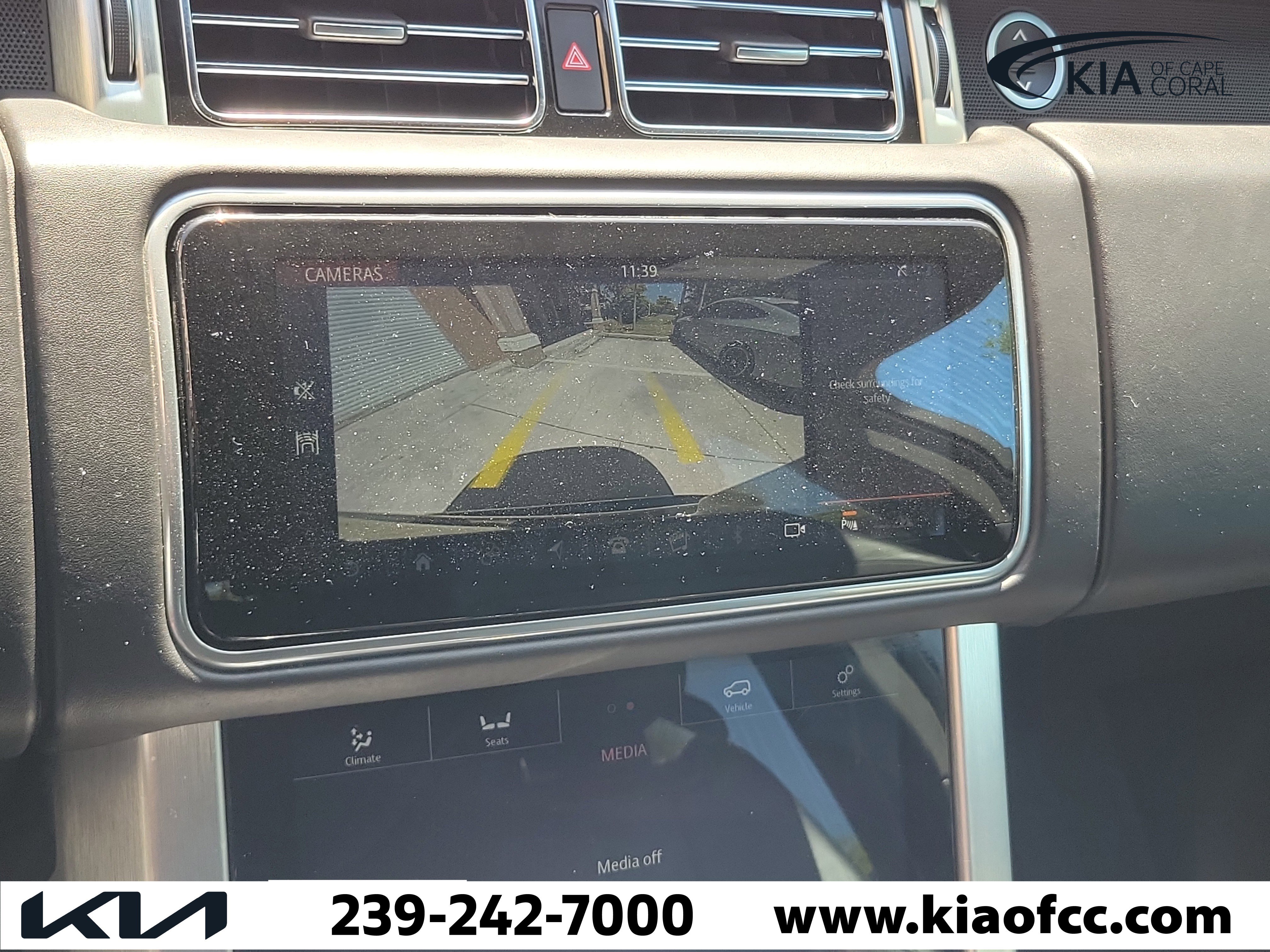 Used 2018 Land Rover Range Rover HSE AWD/4WD image 27