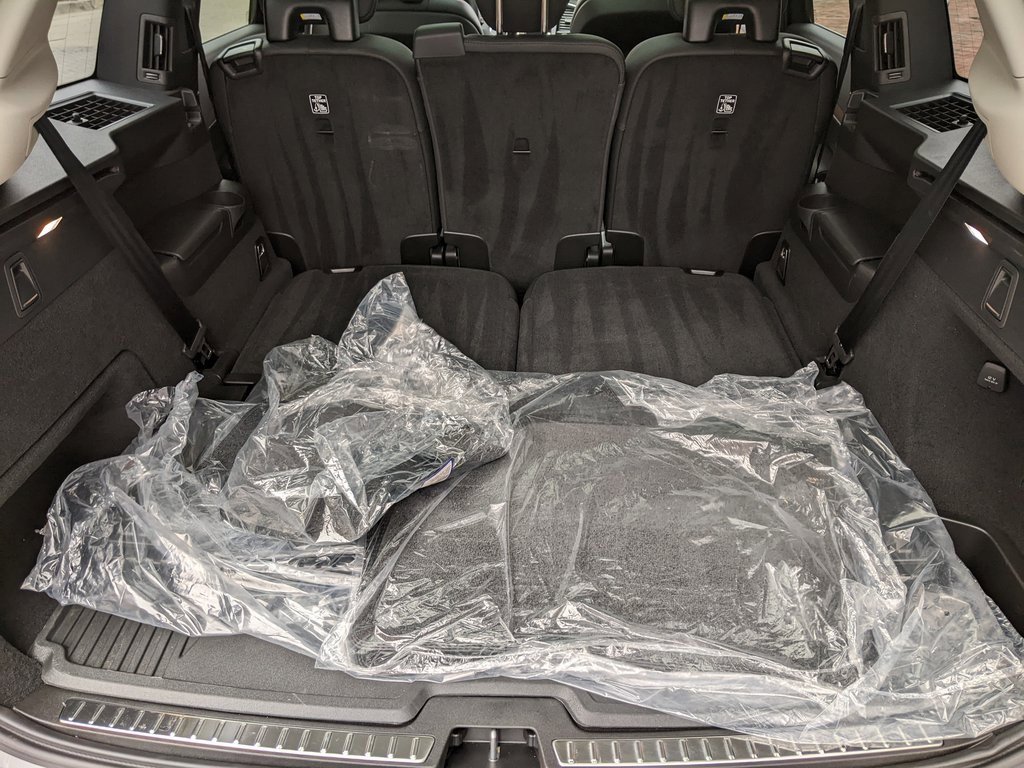 Certified 2024 Volvo XC90 T8 Plus w/ Protection Package Premier image 26