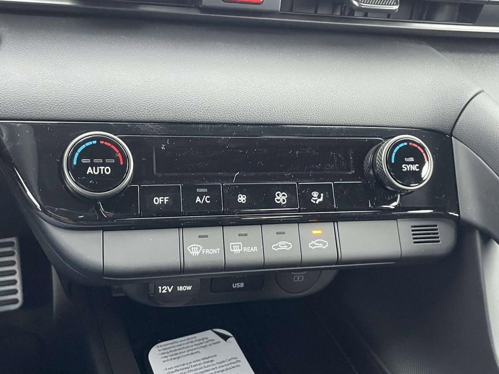 New 2026 Hyundai Elantra Sport image 15