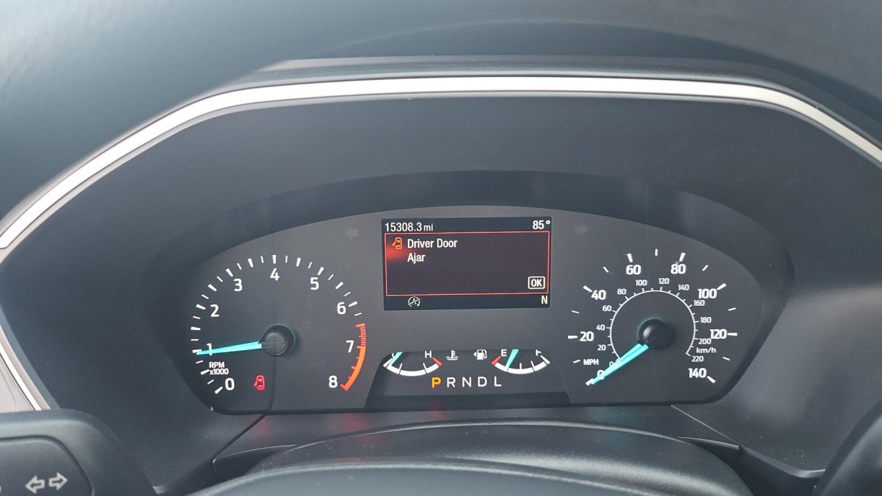 Used 2022 Ford Escape SE FWD image 16