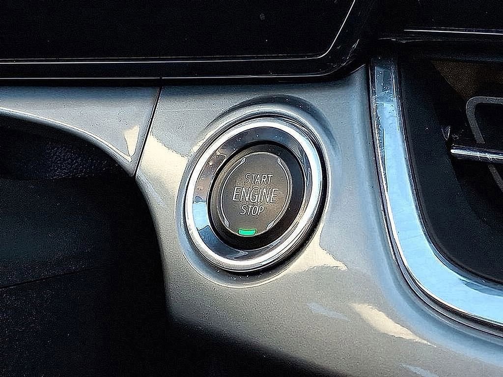 Used 2024 Chevrolet Trax LT w/ Driver Confidence Package image 25