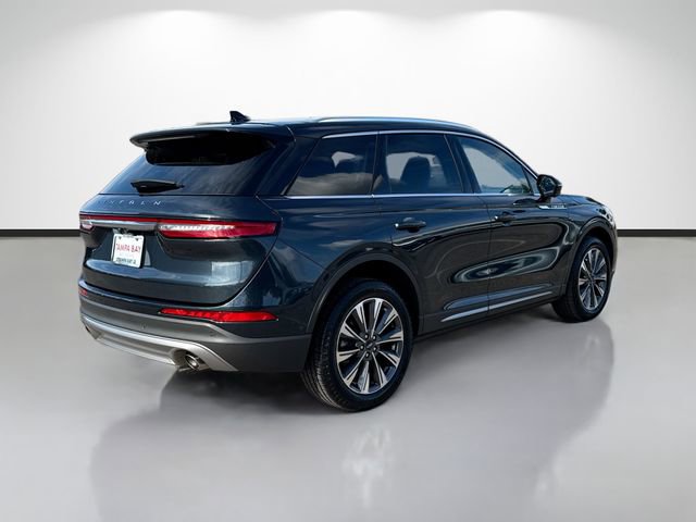 Used 2022 Lincoln Corsair Reserve w/ Equipment Group 201A FWD image 3