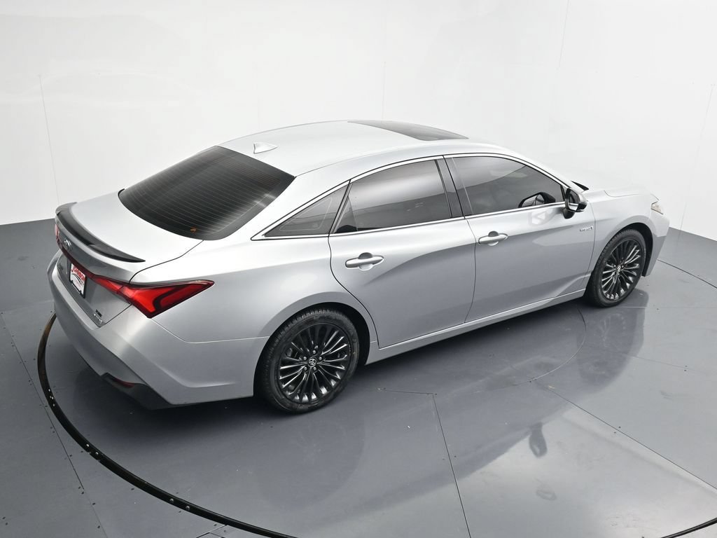 Used 2020 Toyota Avalon XSE FWD image 27