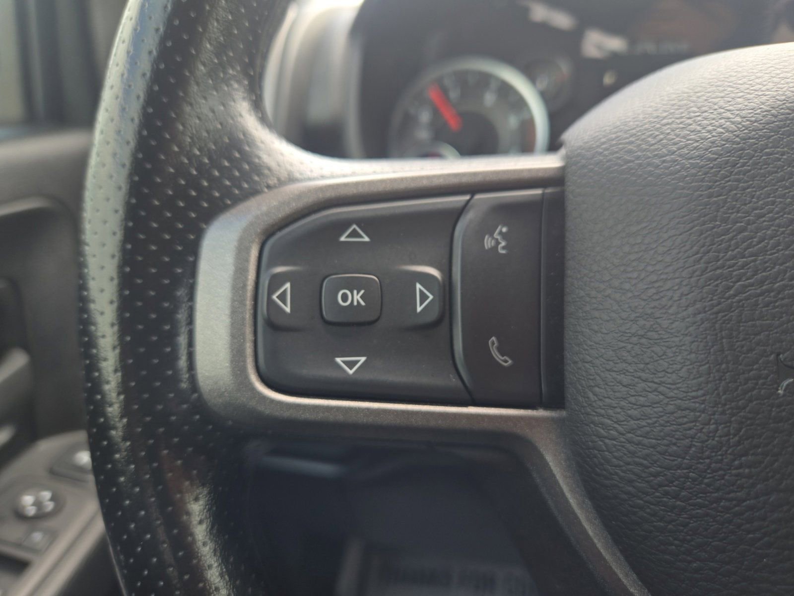 Used 2024 RAM 2500 Tradesman w/ Chrome Appearance Group image 15