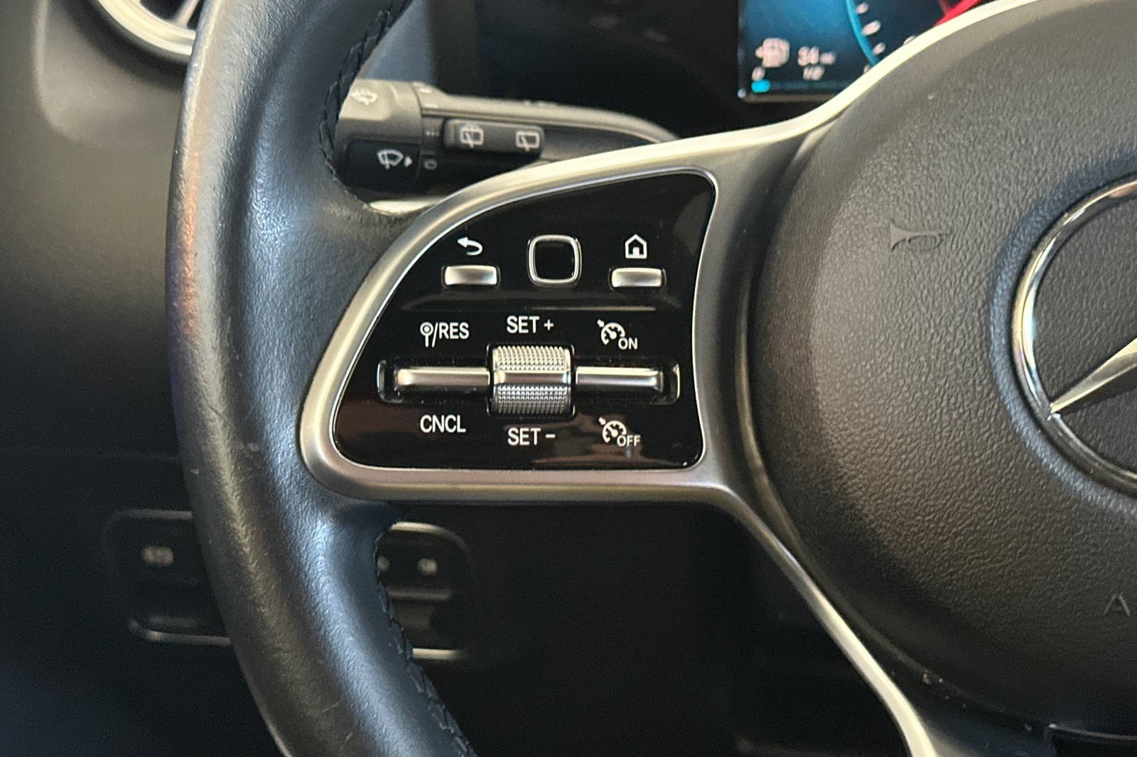 Certified 2021 Mercedes-Benz GLA 250 image 29