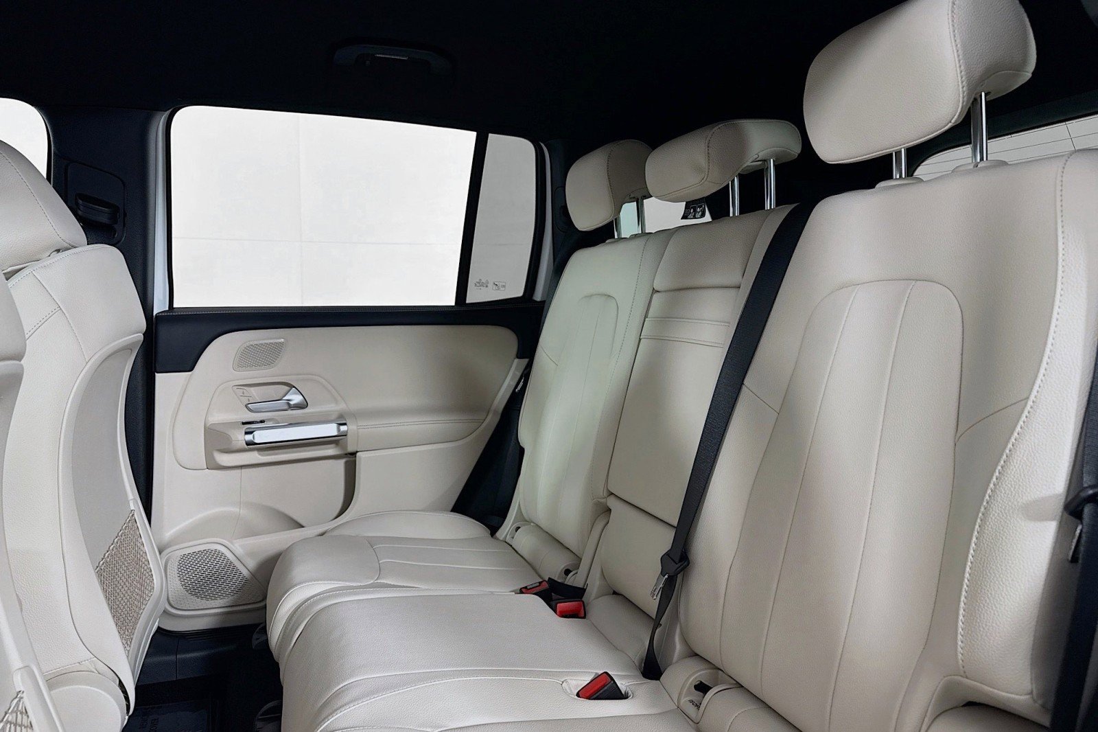 Certified 2026 Mercedes-Benz GLB 250 GLB 250 image 8