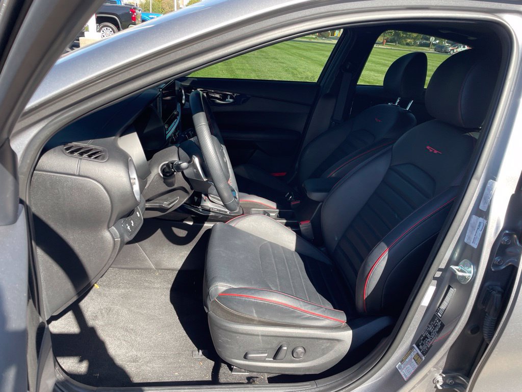 Used 2023 Kia Forte GT w/ GT2 Package FWD image 8