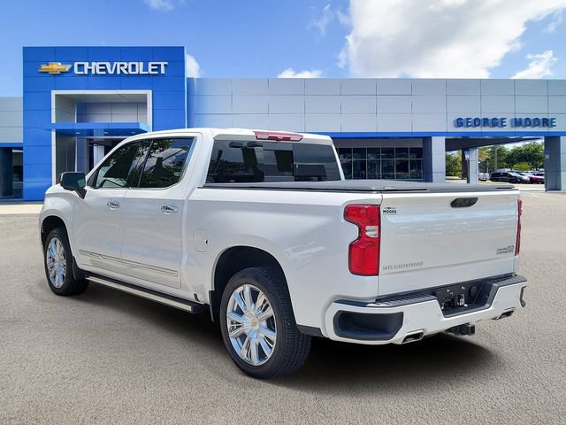 Certified 2025 Chevrolet Silverado 1500 High Country w/ High Country Premium Package AWD/4WD image 3