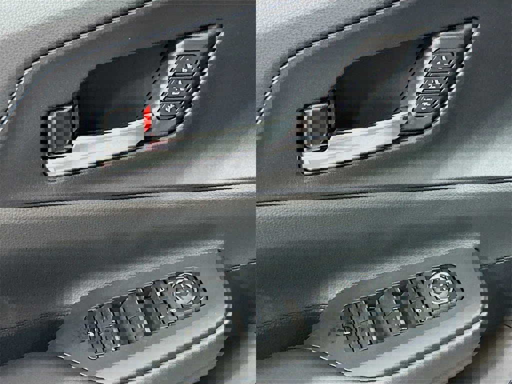 New 2026 Toyota Prius Plug-In Hybrid image 15