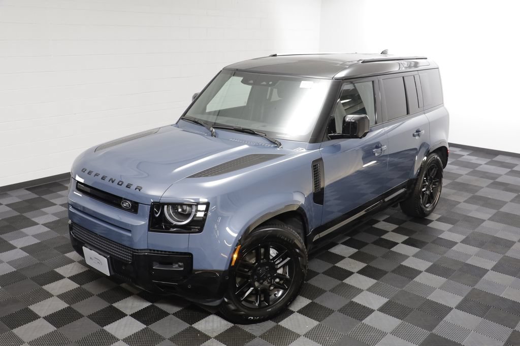 Certified 2026 Land Rover Defender 110 X-Dynamic SE AWD/4WD image 2