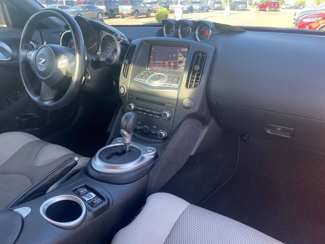 Used 2017 Nissan 370Z Touring Sport image 13