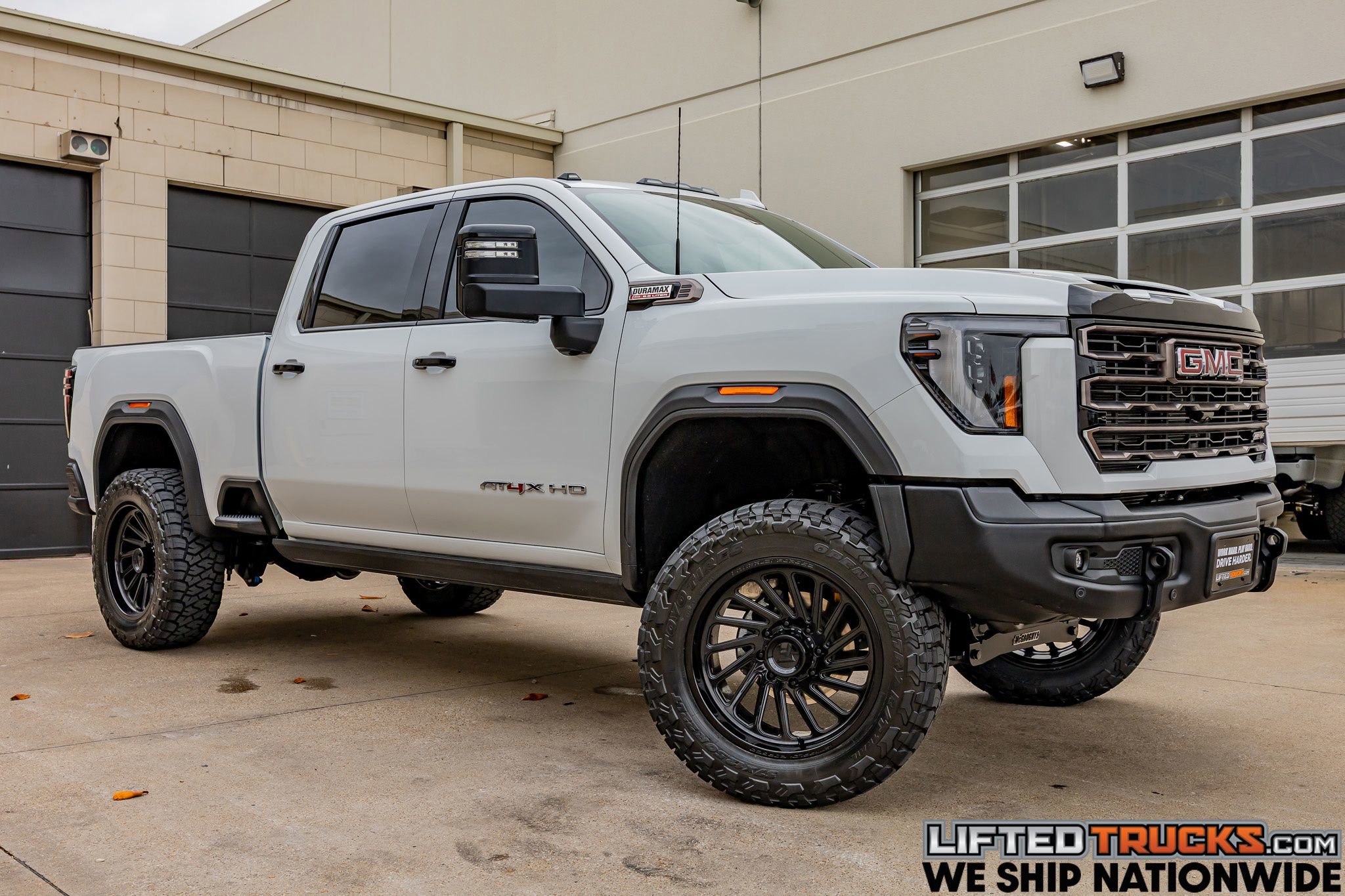 Used 2025 GMC Sierra 2500 AT4X w/ AT4X AEV Edition AWD/4WD image 1