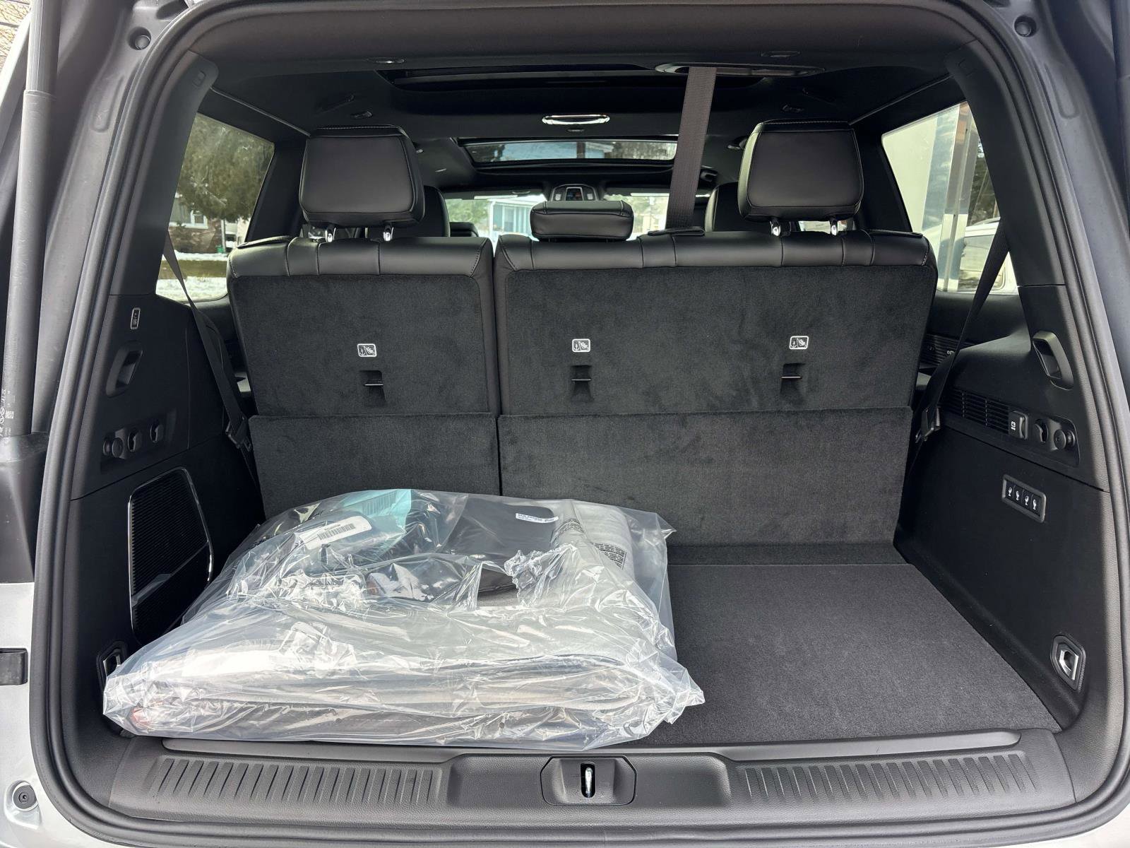 New 2026 Jeep Grand Wagoneer 4WD w/ Premium Group I image 5