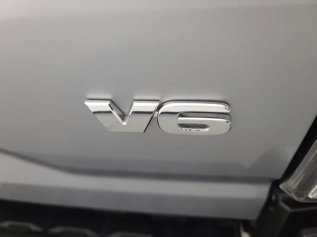 Used 2023 Toyota Tacoma TRD Off-Road image 14