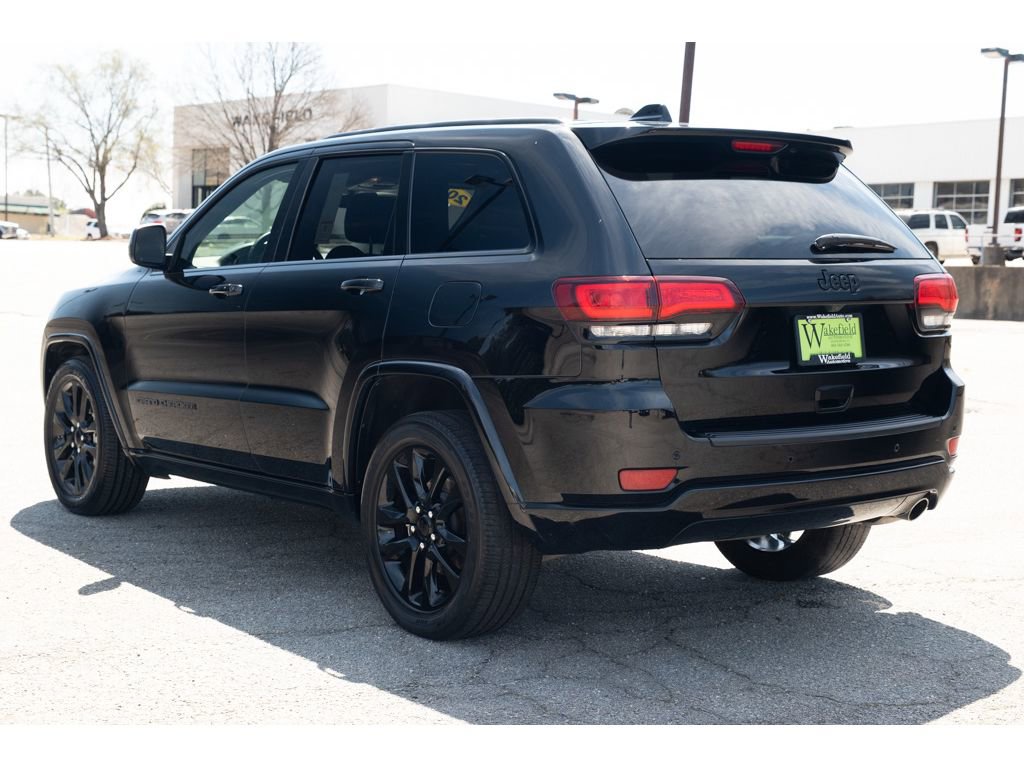 Used 2021 Jeep Grand Cherokee Laredo X image 5