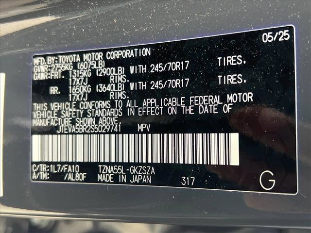 Certified 2025 Toyota 4Runner SR5 image 27