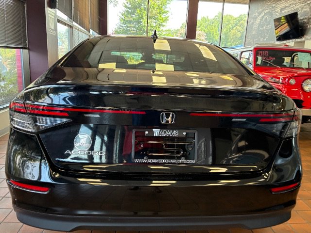 Used 2023 Honda Accord LX image 10