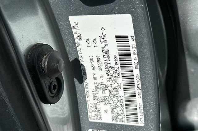 Used 2023 Toyota Tacoma TRD Off-Road image 30