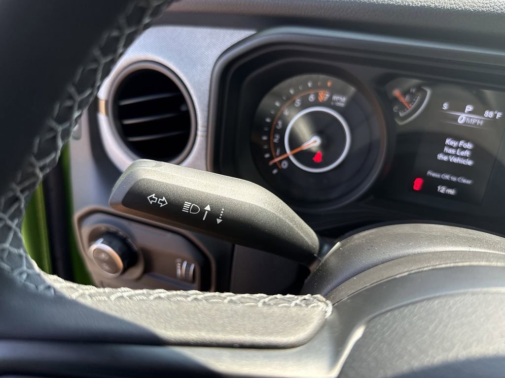 New 2025 Jeep Gladiator Sport image 24
