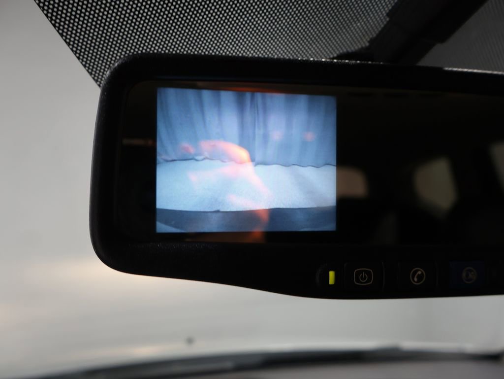 Used 2012 Chevrolet Traverse LT image 26