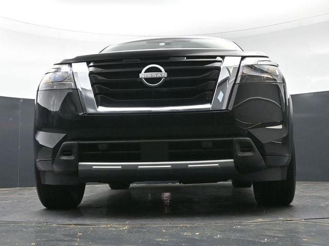 Used 2025 Nissan Pathfinder SL w/ SL Premium Package image 35