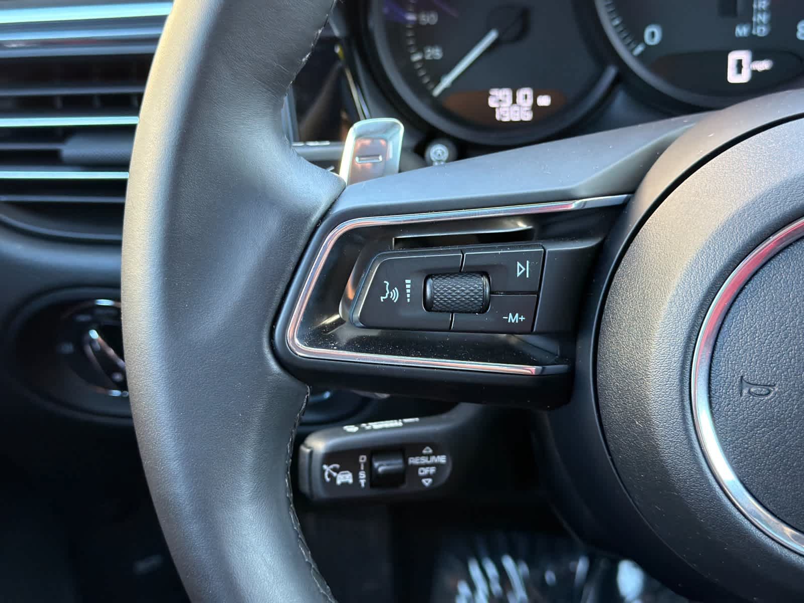 New 2026 Porsche Macan AWD/4WD image 27