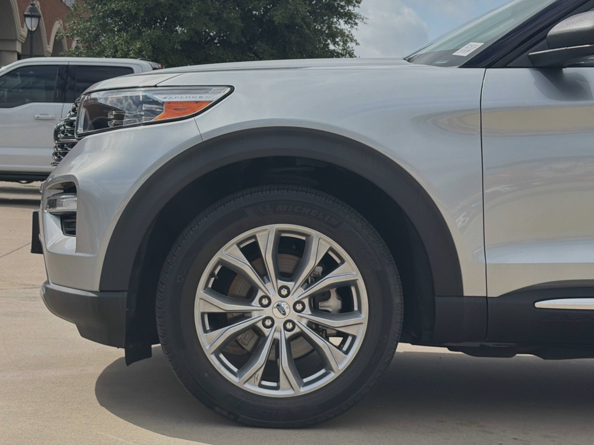 Certified 2023 Ford Explorer XLT w/ Equipment Group 202A RWD image 10