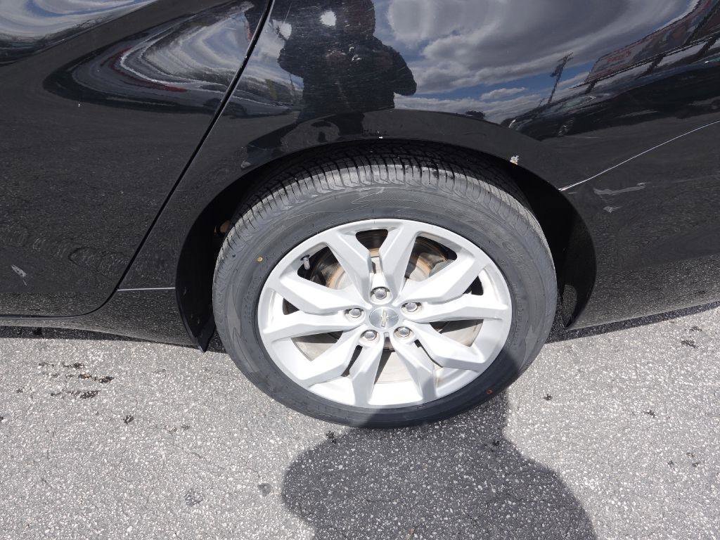 Used 2019 Chevrolet Impala LT image 7
