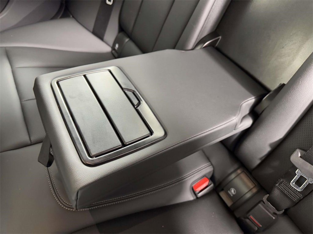 Used 2023 BMW 330i xDrive Sedan w/ Driving Assistance Package image 34