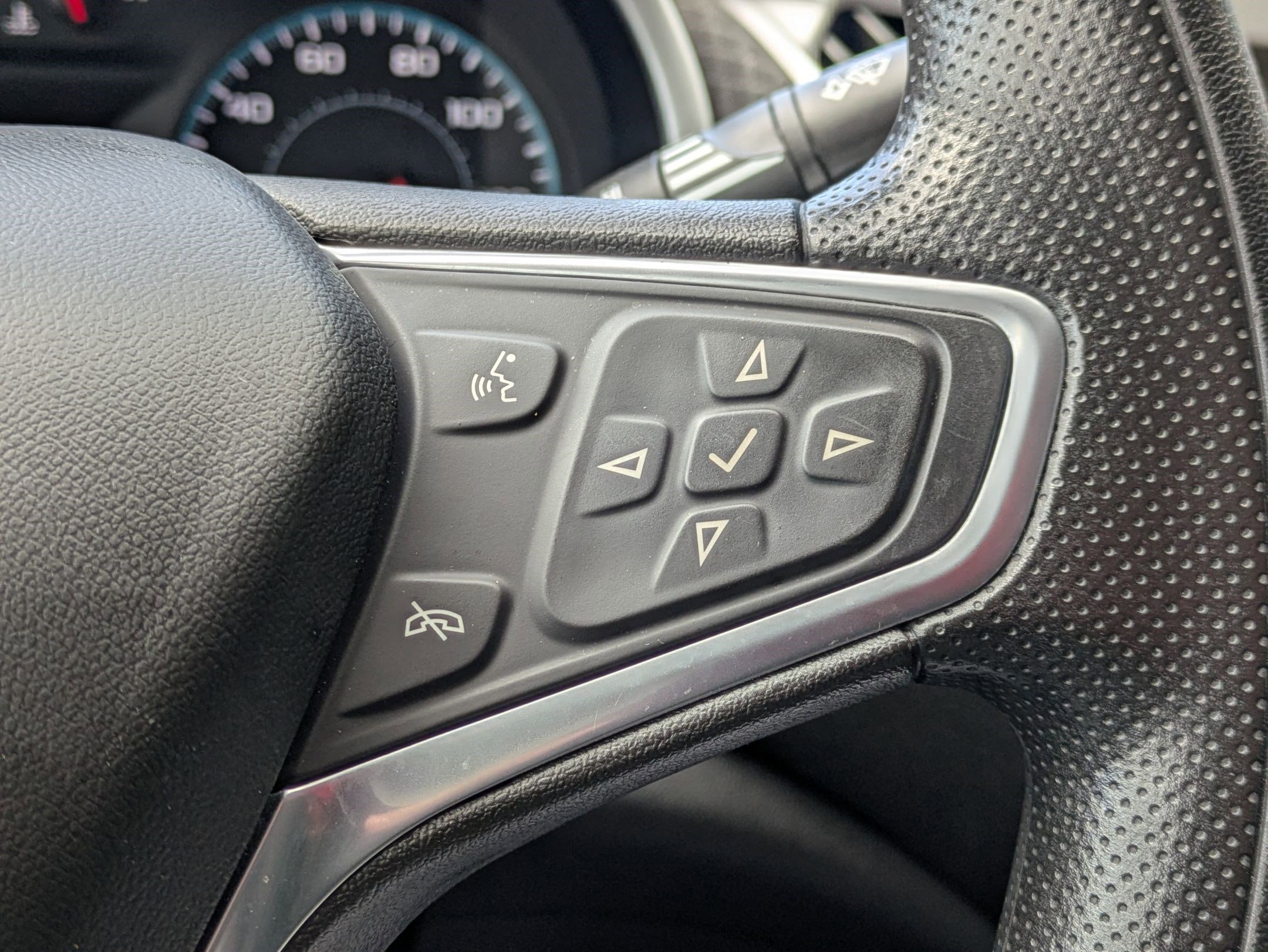 Used 2022 Chevrolet Malibu LT image 14