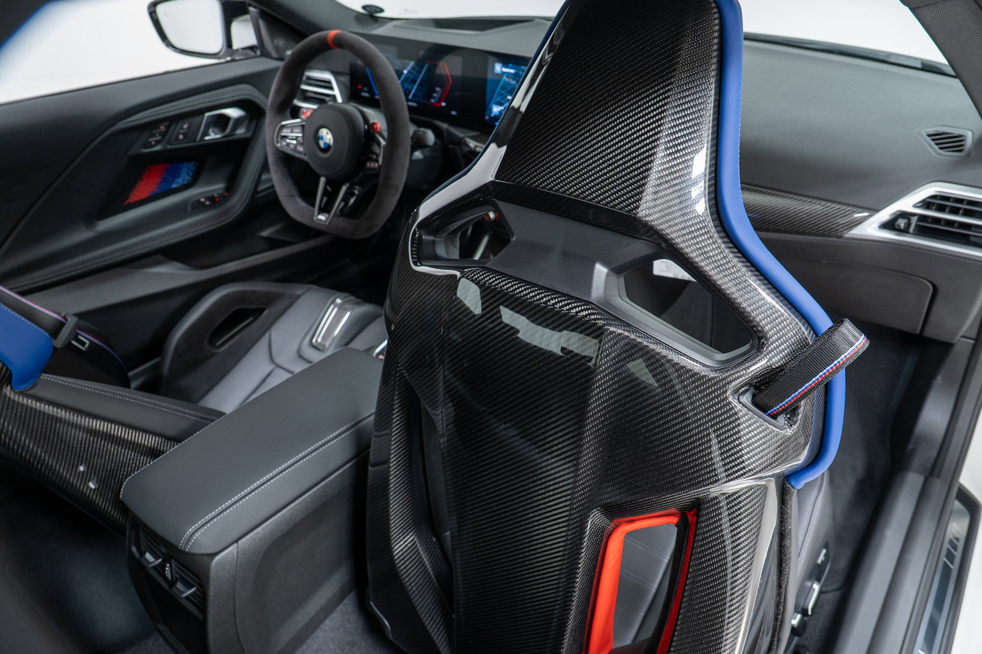 Used 2025 BMW M2 image 26