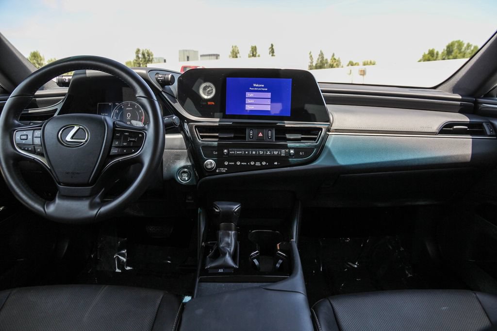 Certified 2023 Lexus ES 350 w/ Accessory Package (Z2) FWD image 13