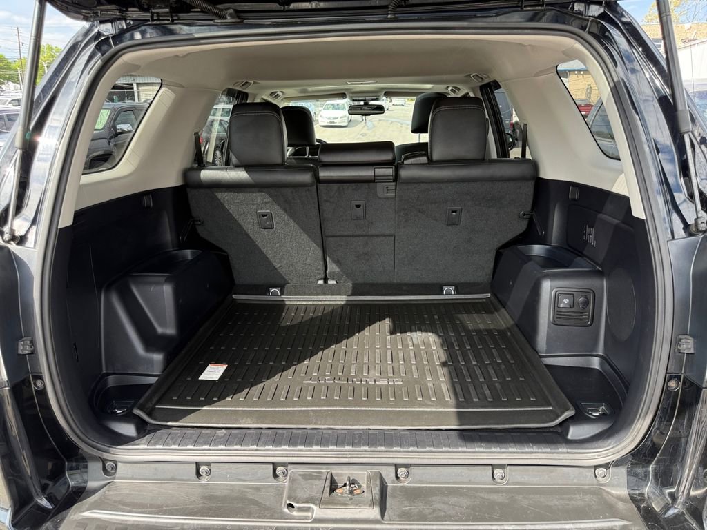 Used 2018 Toyota 4Runner Limited image 26
